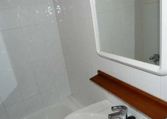 Sabica Nevada Plaza *